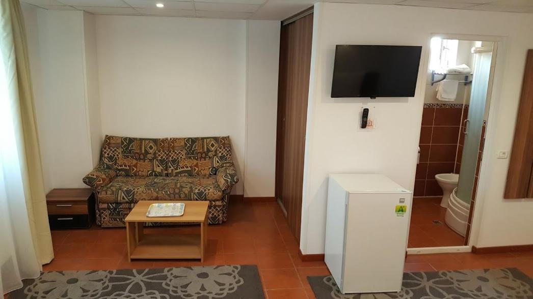 Hotel Viva Плоєшті Екстер'єр фото