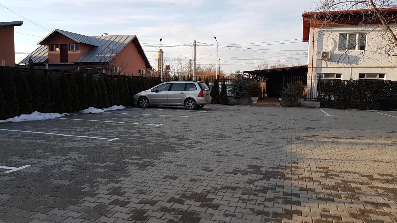 Hotel Viva Плоєшті Екстер'єр фото